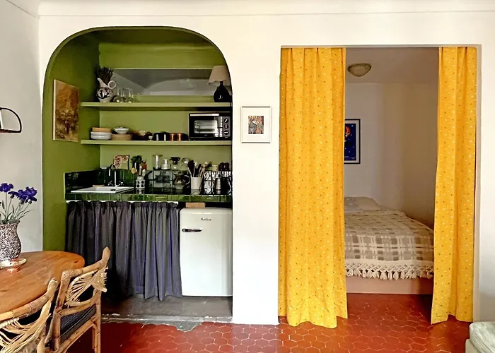 Casa Marguerite, Studio Atypique